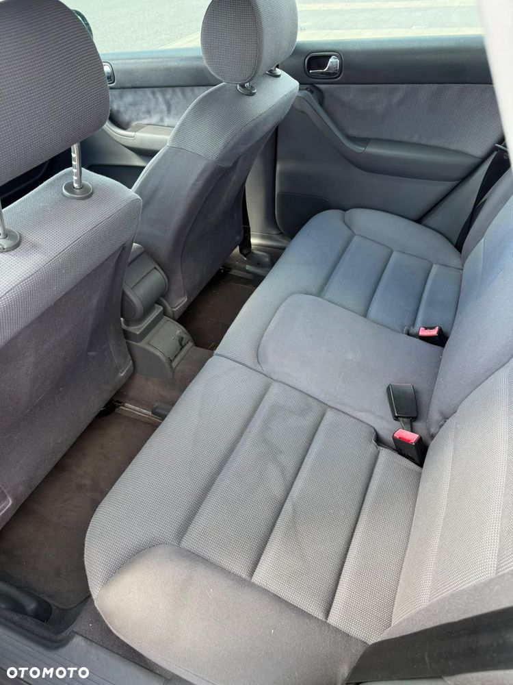 Audi A3 Sportback - 4