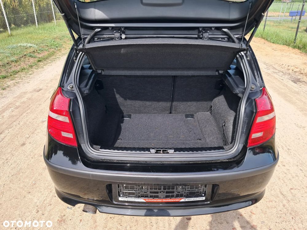 BMW Seria 1 - 21