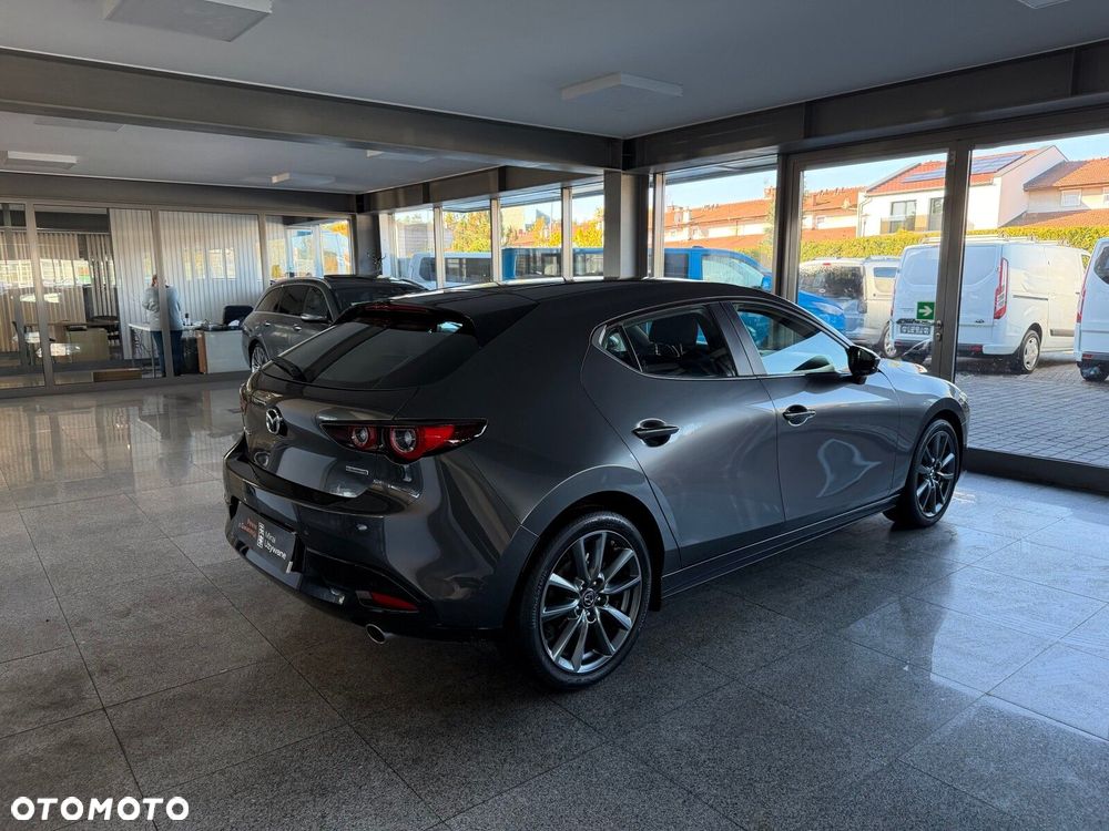Mazda 3 - 16