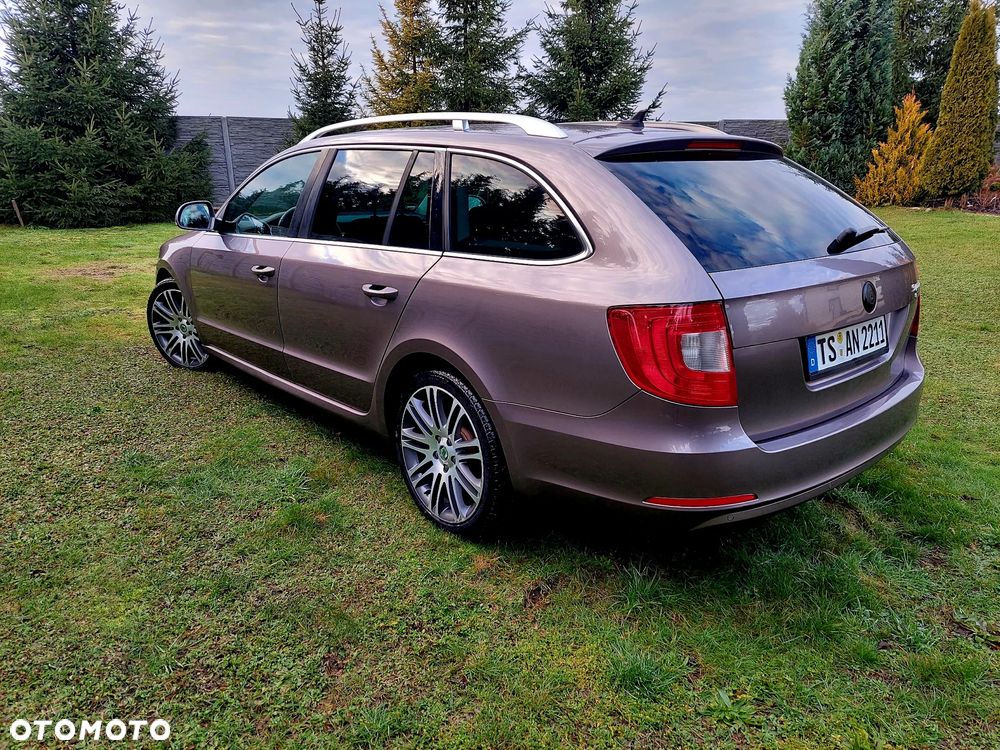 Skoda Superb 1.6 TDI GreenLine - 4
