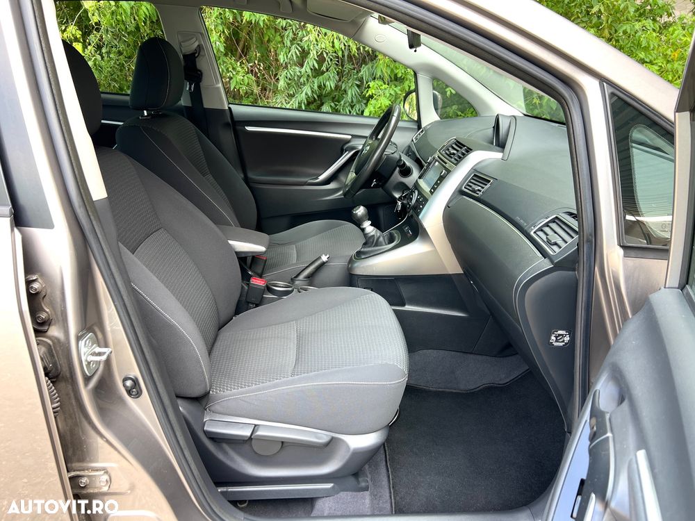 Toyota Verso - 10
