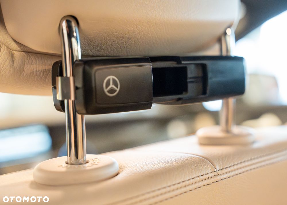 Mercedes-Benz CLS 500 4-Matic BlueEff - 29