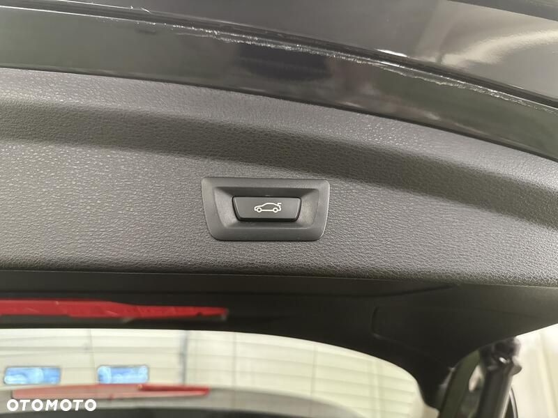 BMW X2 sDrive18i GPF - 21