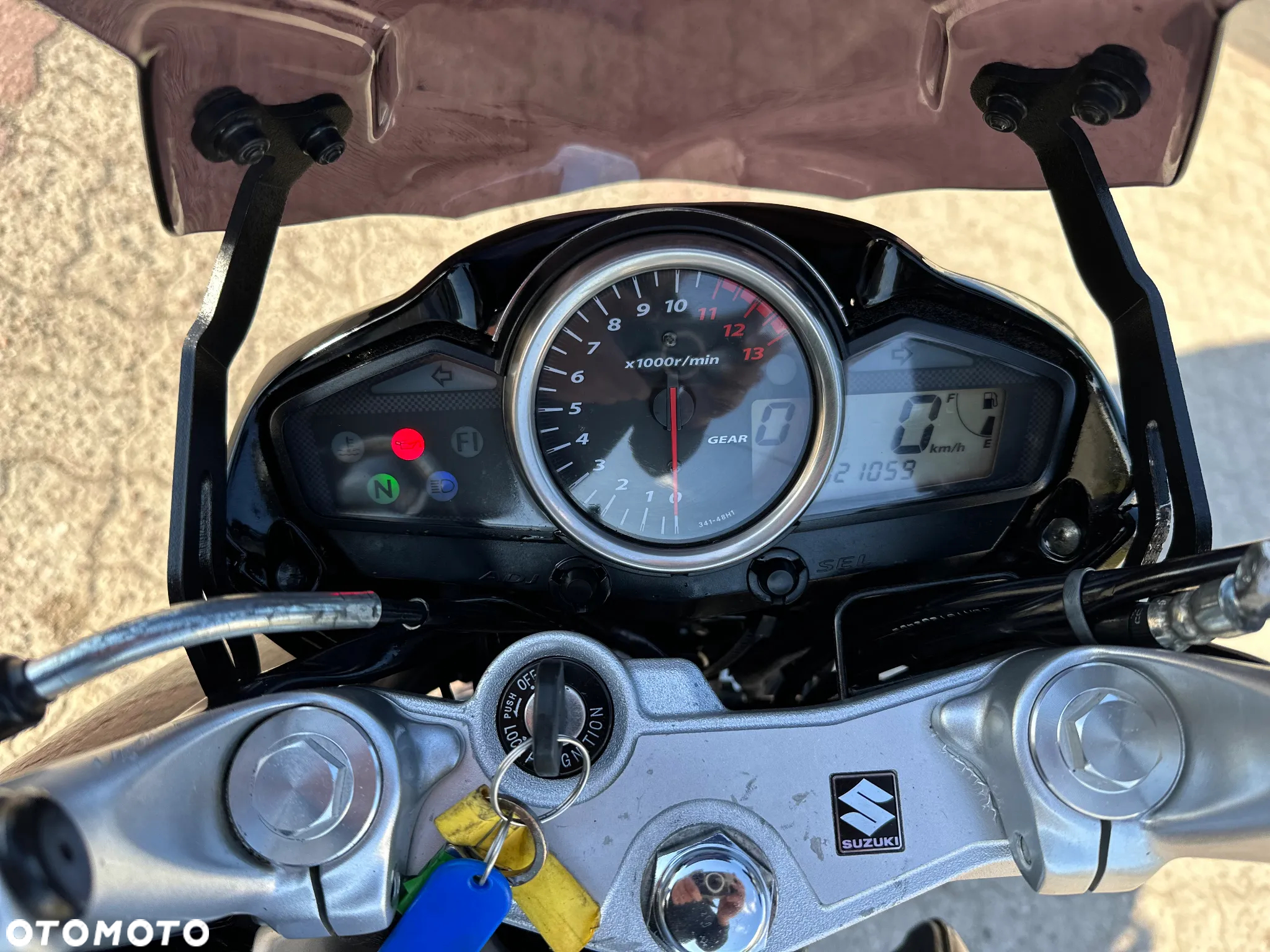 Suzuki GW 250 - 14