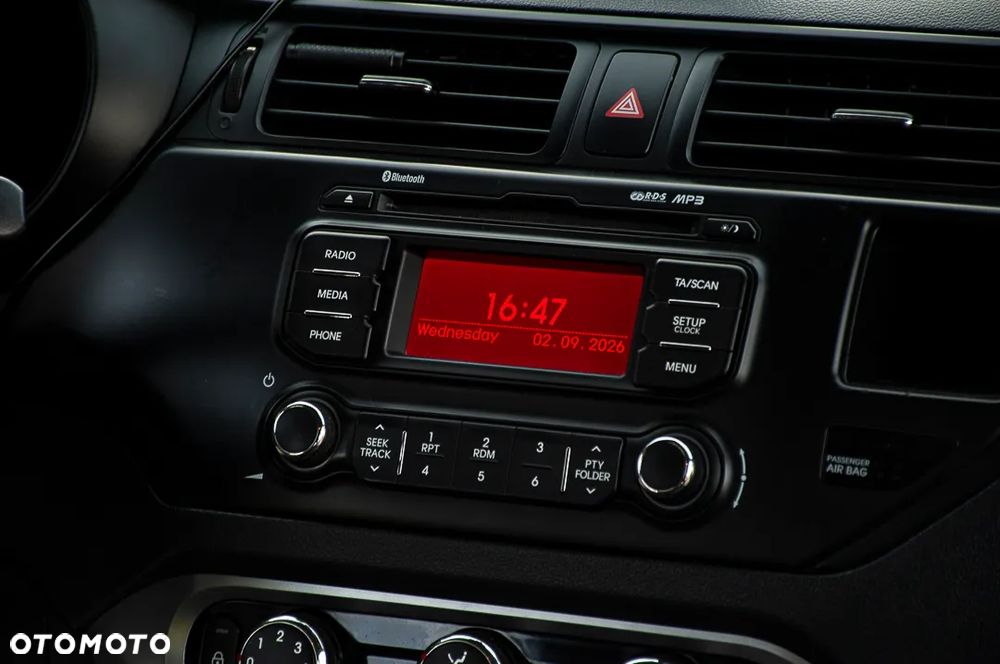 Kia Rio 1.2 Business Line - 22
