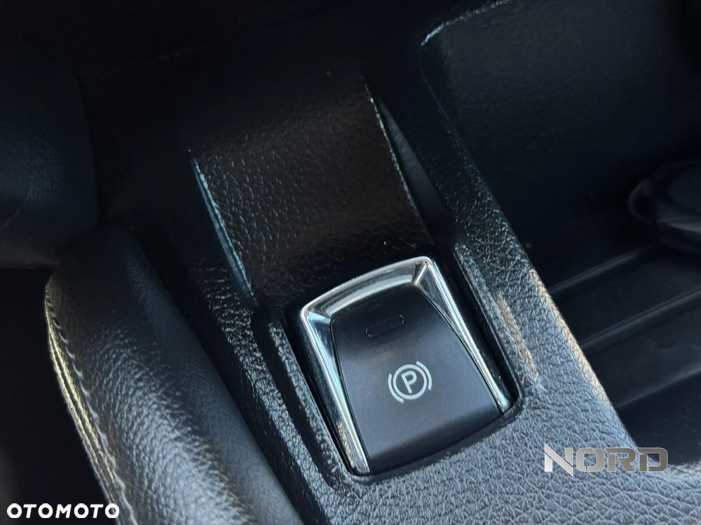 Nissan Qashqai 1.5 dCi Tekna+ - 26