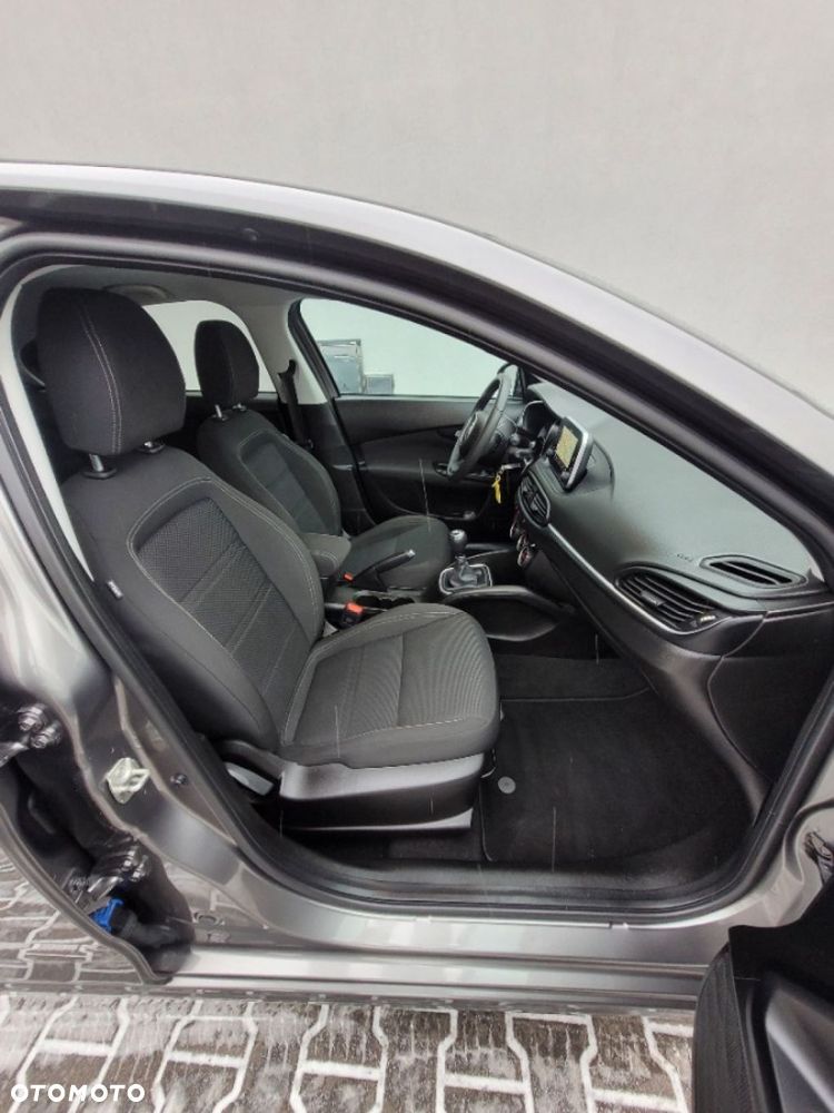 Fiat Tipo 1.4 T-Jet Lounge - 19