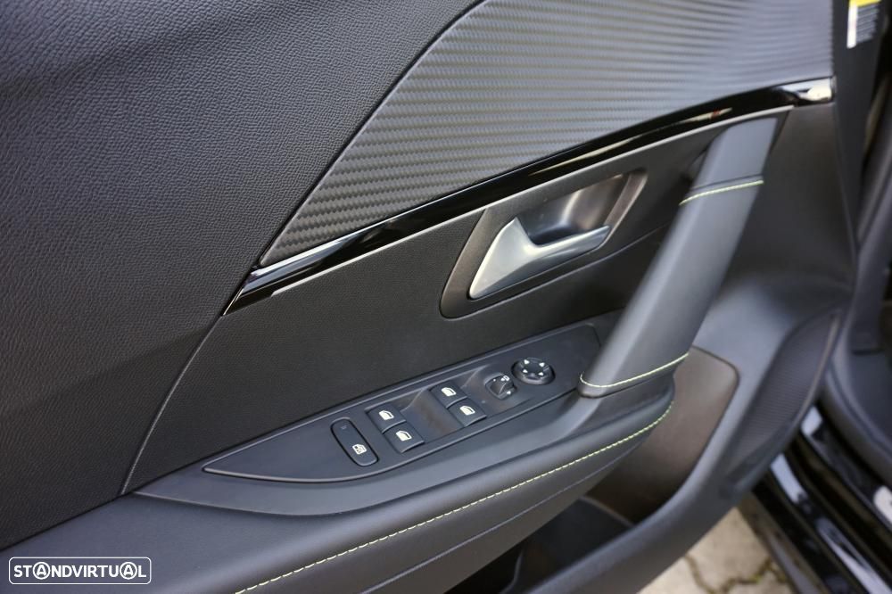 Peugeot 208 1.2 PureTech GT Line - 9