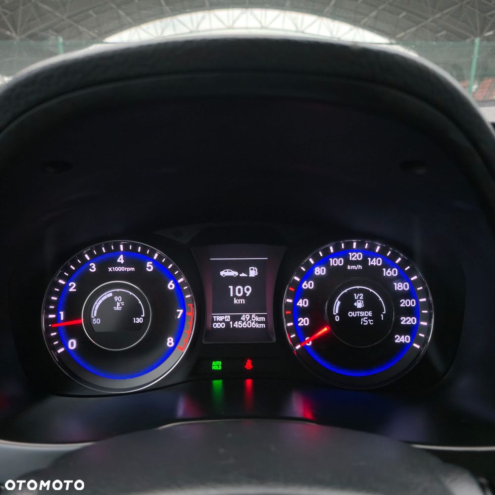 Hyundai i40 Kombi blue 1.6 Space - 38