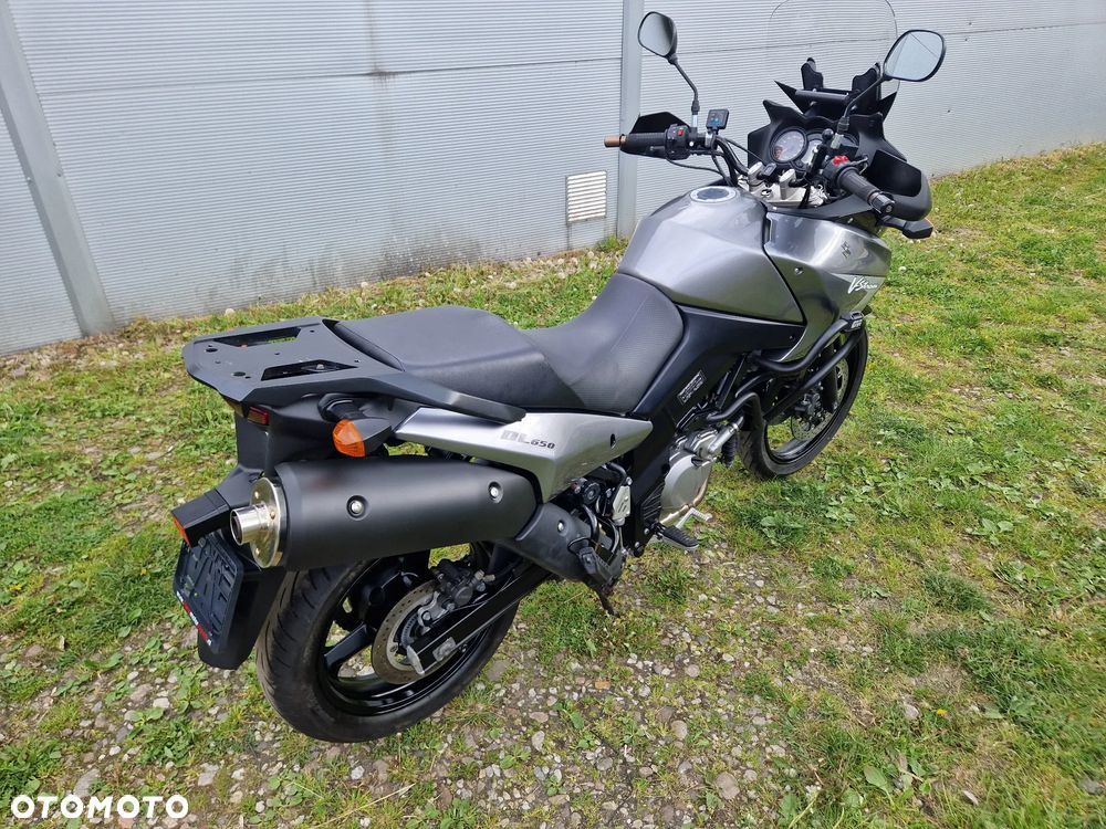 Suzuki V-STROM - 8