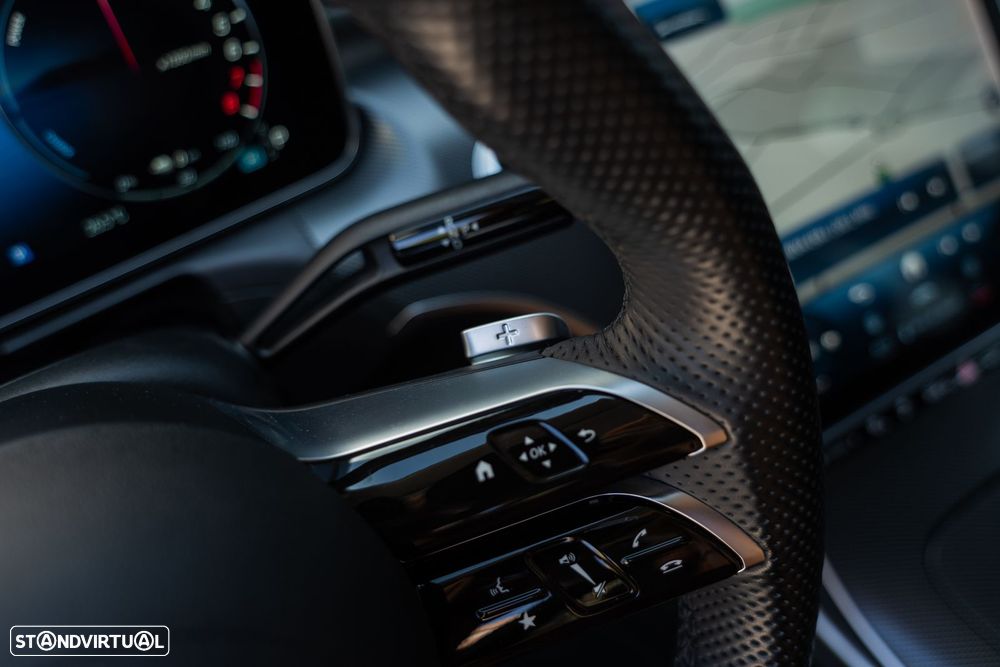Mercedes-Benz C 300 e AMG Line - 18