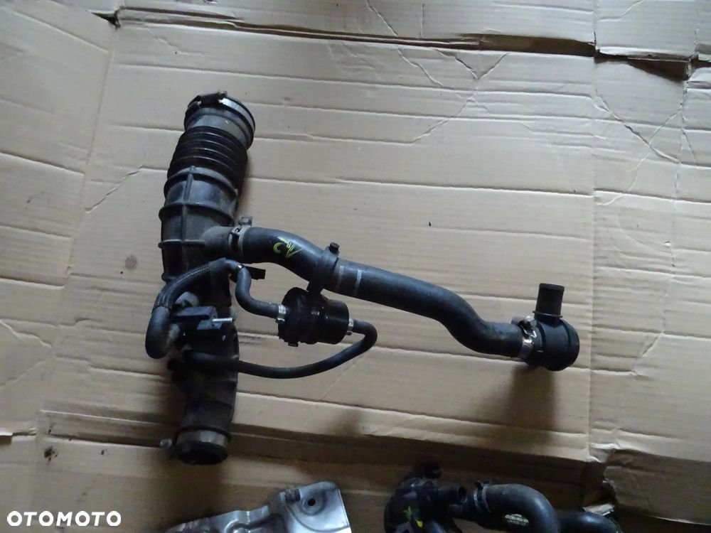 DACIA DOKKER LODGY 1,2 TCE PRZEWOD POWIETRZA ROZNE CZESCI SILNIKA WYSYLKA - 2