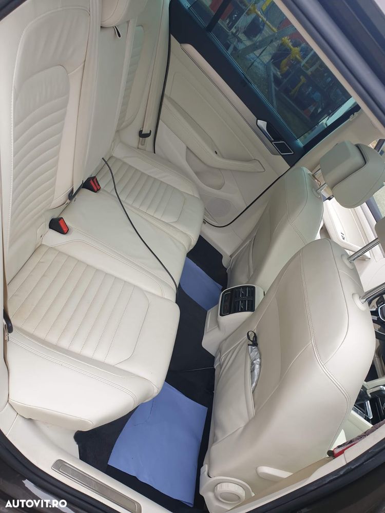 Volkswagen Passat 2.0 TDI SCR 4Motion DSG Highline - 8
