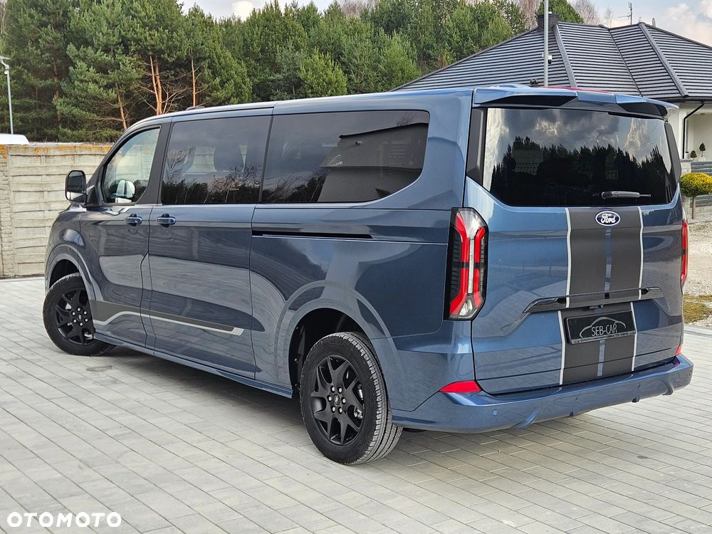 Ford Tourneo Custom - 3