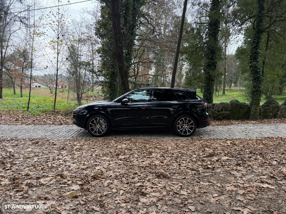 Porsche Cayenne Turbo - 9