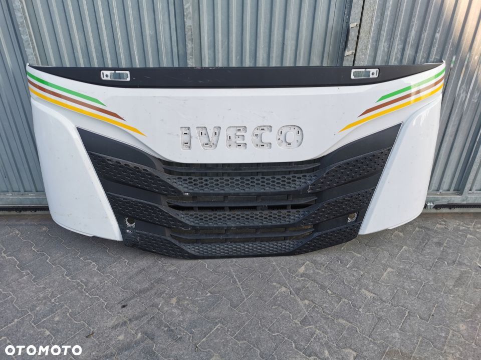 MASKA ATRAPA IVECO S WAY NOWY MODEL - 1