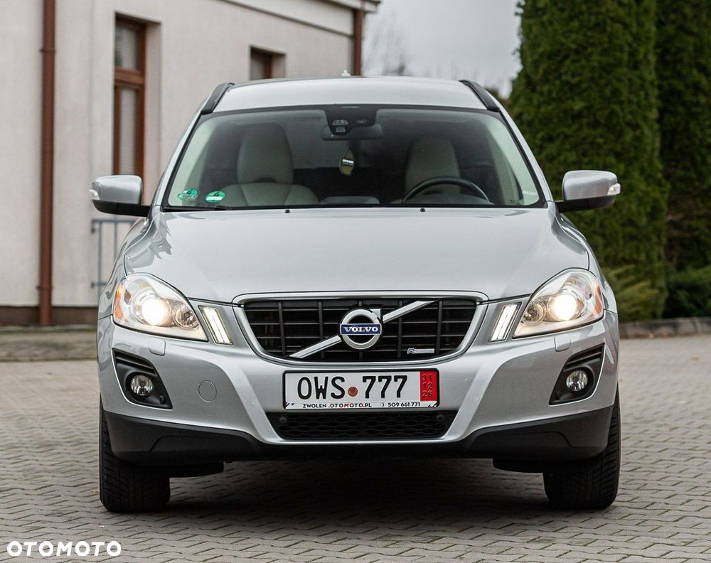 Volvo XC 60 D5 AWD Momentum - 10