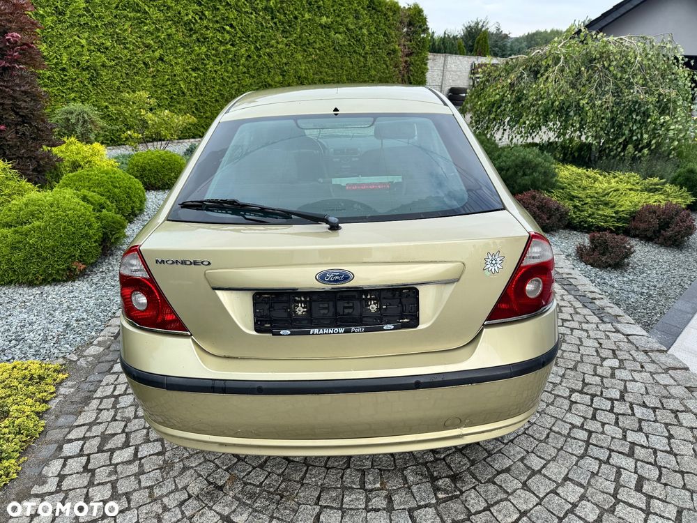 Ford Mondeo - 17