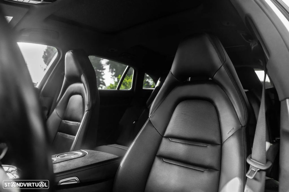 Porsche Panamera Sport Turismo 4 E-Hybrid - 14