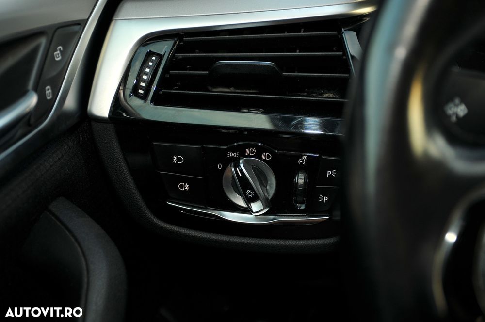 BMW Seria 5 530e iPerformance Aut. - 13