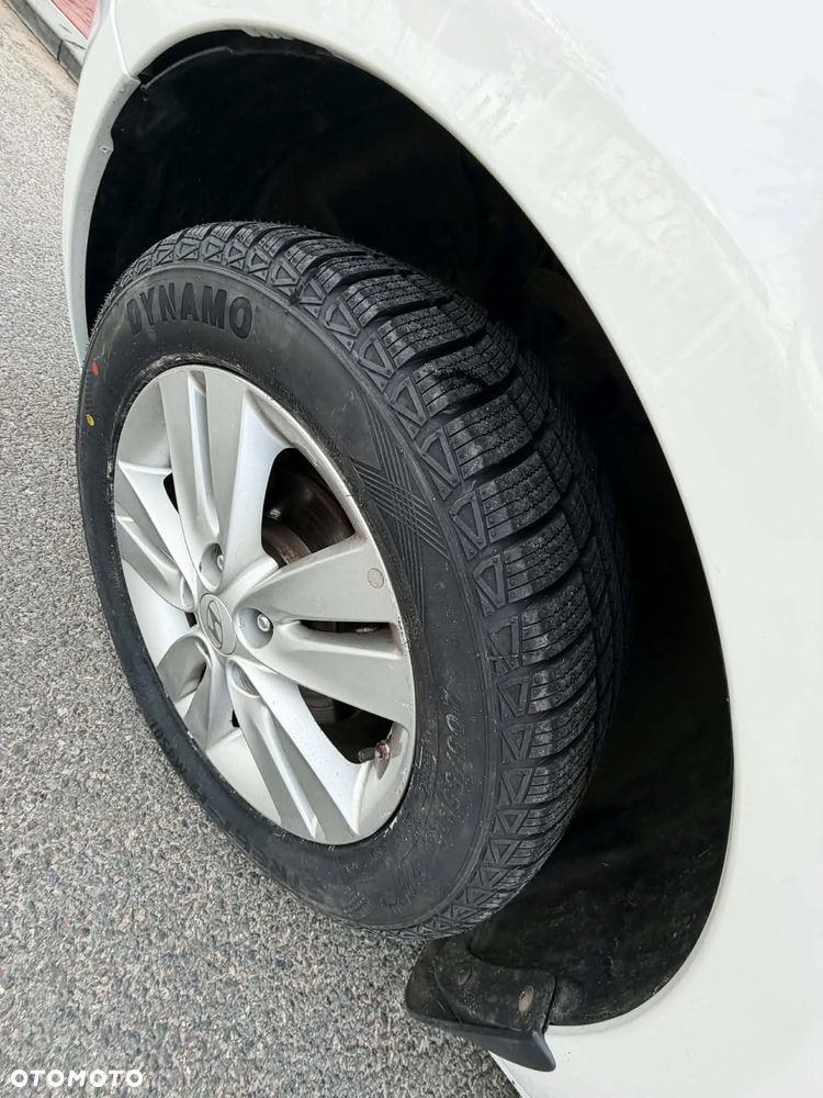 Hyundai Ix20 2013 photo 5