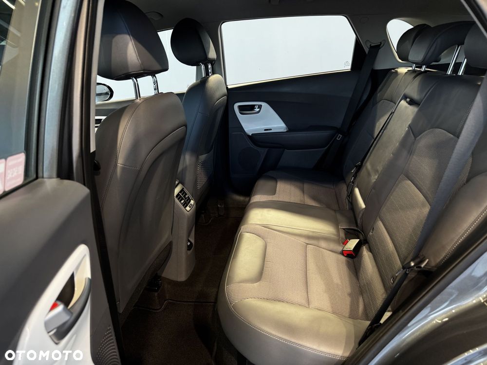 Kia Niro - 16
