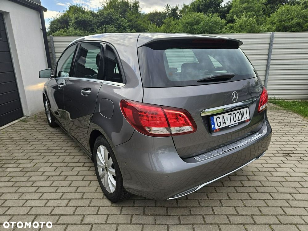 Mercedes-Benz Klasa B 180 7G-DCT Style - 2