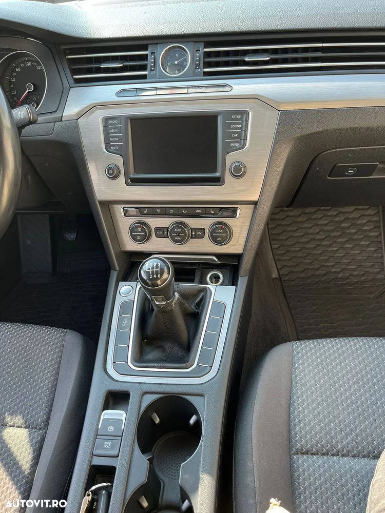 Volkswagen Passat 1.4 TSI Trendline - 4