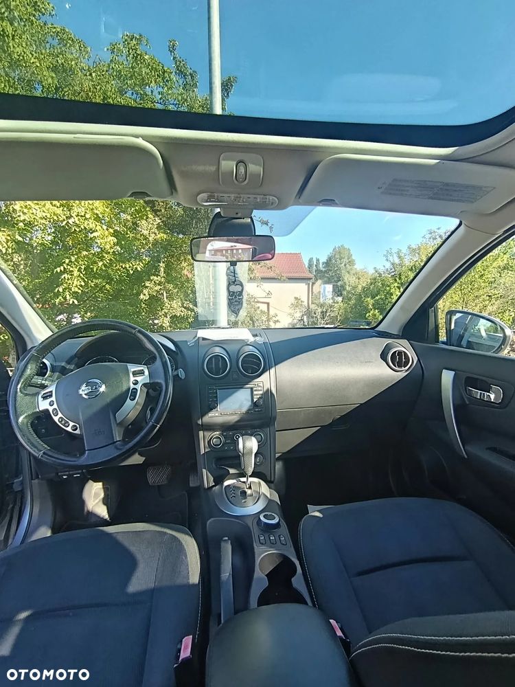 Nissan Qashqai+2 - 14