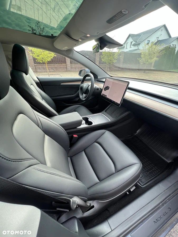 Tesla Model 3 Langstreckenbatterie Allradantrieb Dual Motor - 12