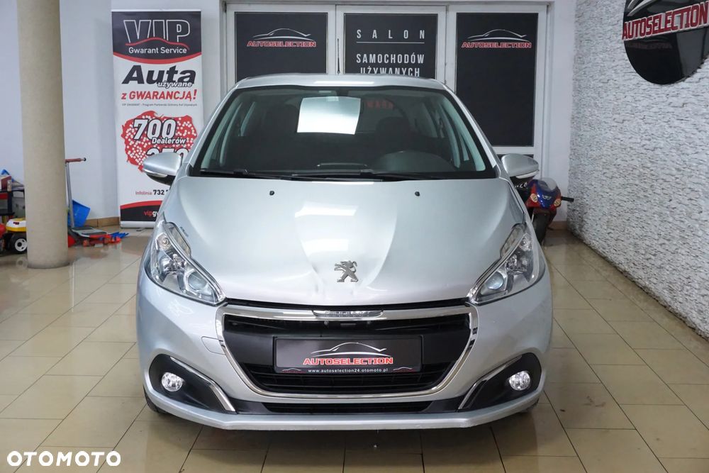 Peugeot 208 - 2
