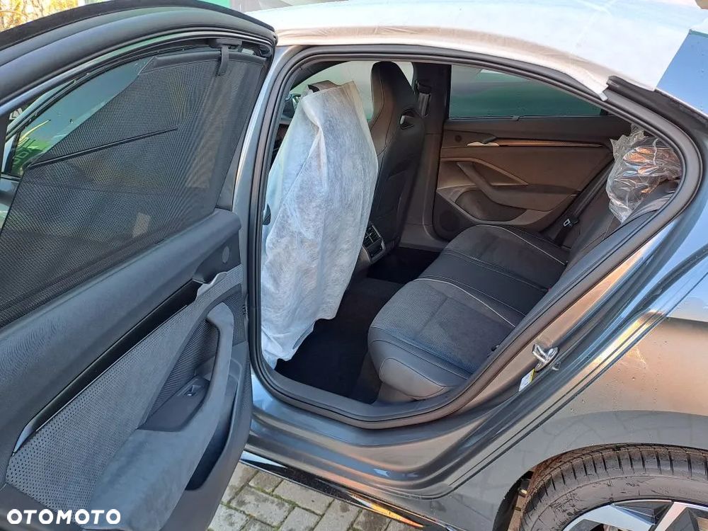 Skoda Superb 2.0 TSI Sportline DSG - 6