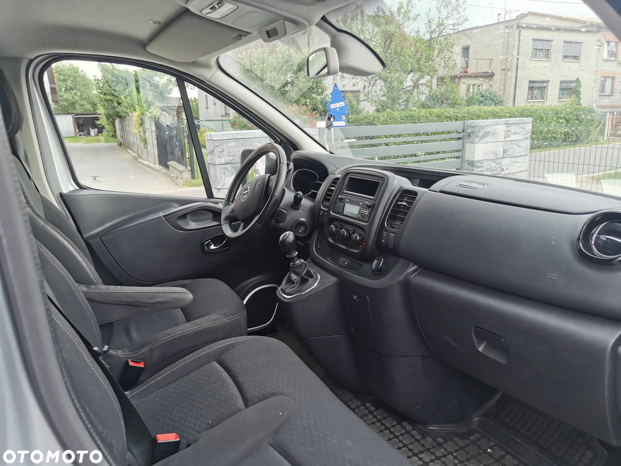 Opel Vivaro L2H1 2,9t Edition - 4