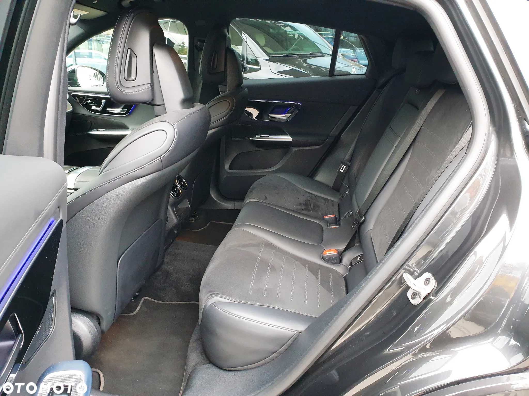 Mercedes-Benz GLC Coupe 300 e PHEV 4-Matic AMG Line - 12