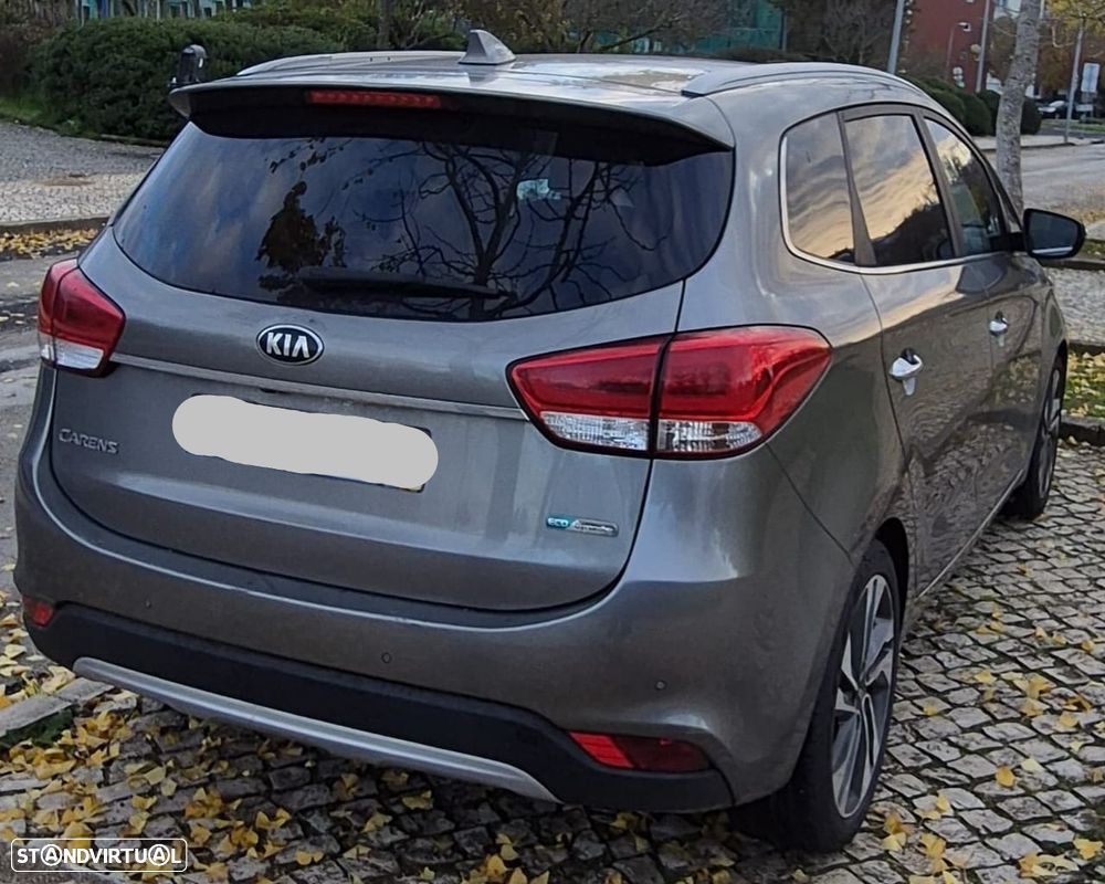 Kia Carens 1.7 CRDi ISG TX - 4