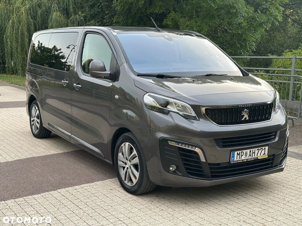 Peugeot Traveller L2 2.0 EAT8 Business VIP - 2