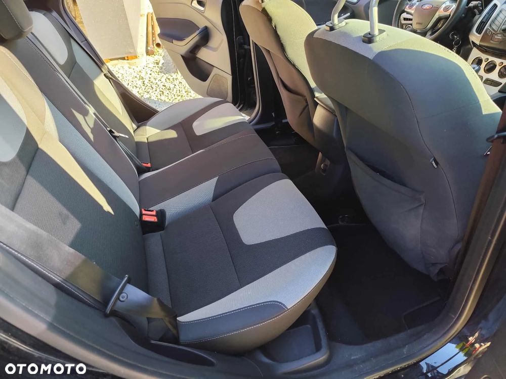 Ford Focus 1.6 TDCi DPF Titanium - 10