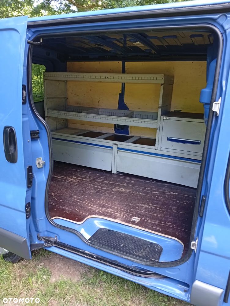 Renault Trafic - 9