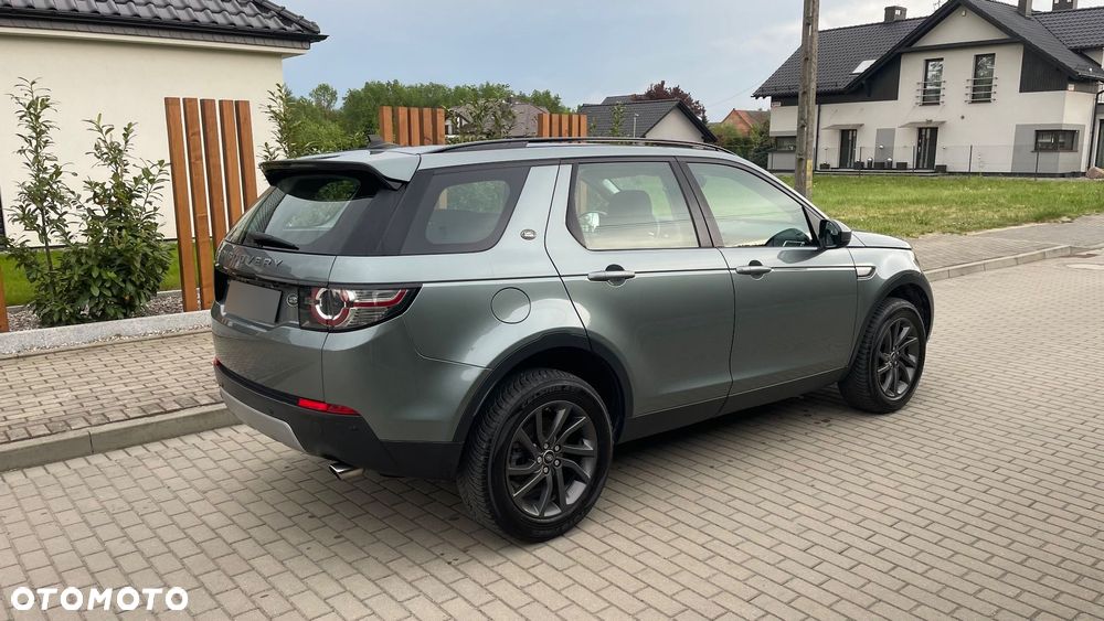 Land Rover Discovery Sport - 21