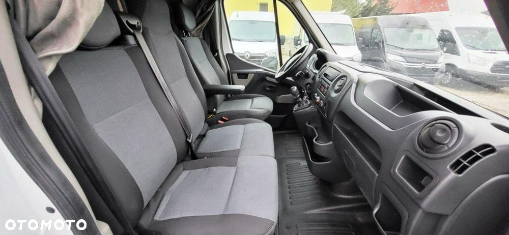 Renault Master - 10