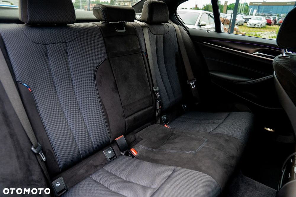 BMW Seria 5 - 27