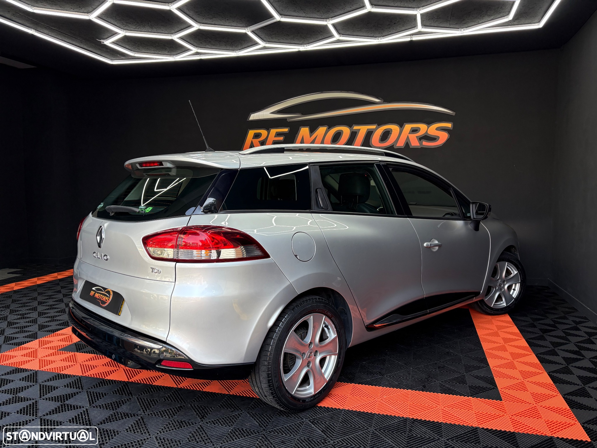 Renault Clio Sport Tourer 0.9 TCE Limited - 30
