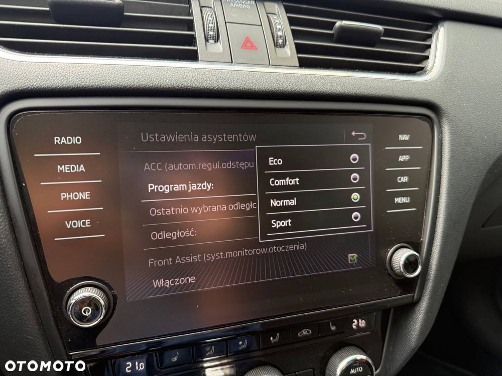 Skoda Octavia Scout 2.0 TDI 4x4 DSG - 19
