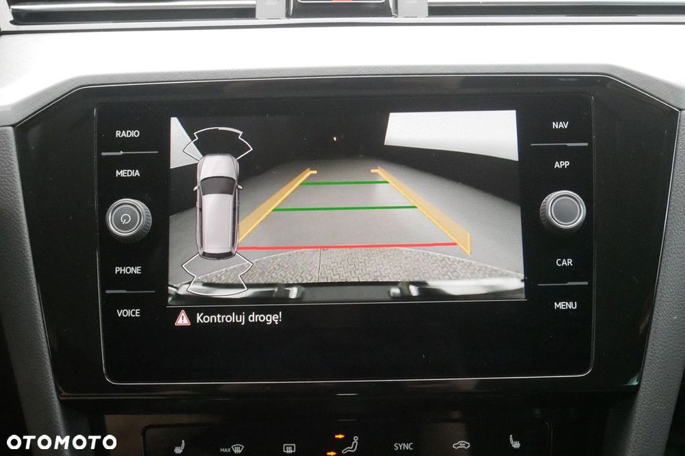 Volkswagen Passat Variant 1.5 TSI EVO Business DSG - 21