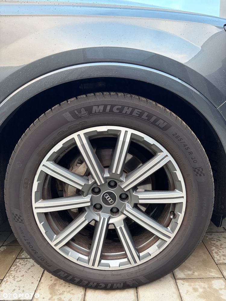 Audi Q7 45 TDI mHEV Quattro S Line Tiptr - 9