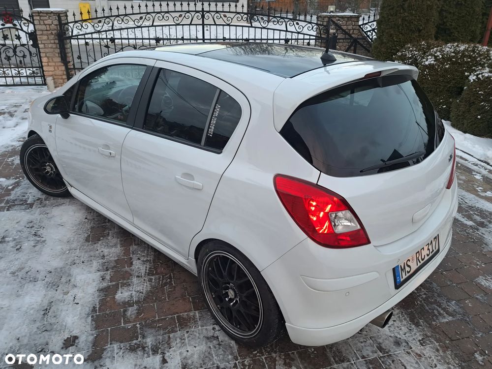 Opel Corsa 1.6 Turbo 150 Jahre - 1