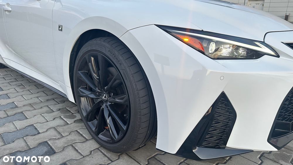 Lexus IS - 21