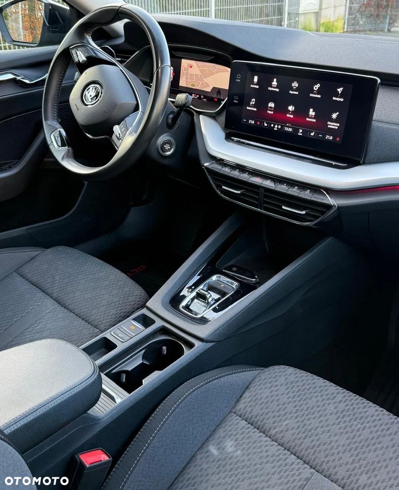 Skoda Octavia 2.0 TDI DSG Ambition - 10