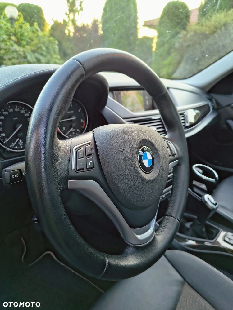 BMW X1 xDrive18d - 11