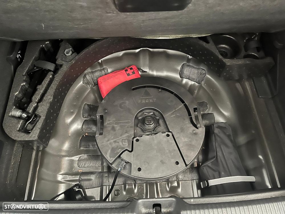 Audi Q2 1.0 TFSI Design - 12